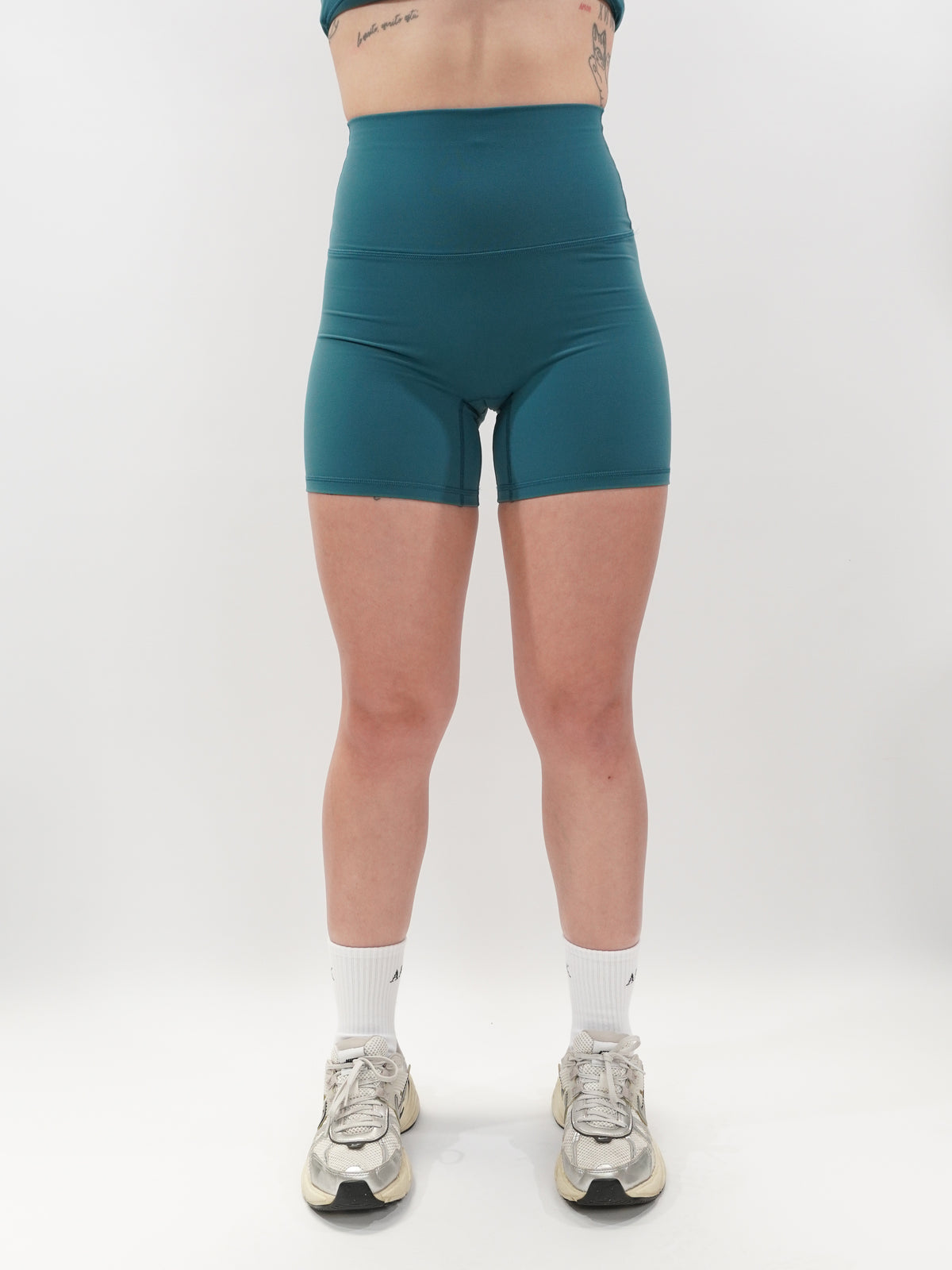A&K SHORT