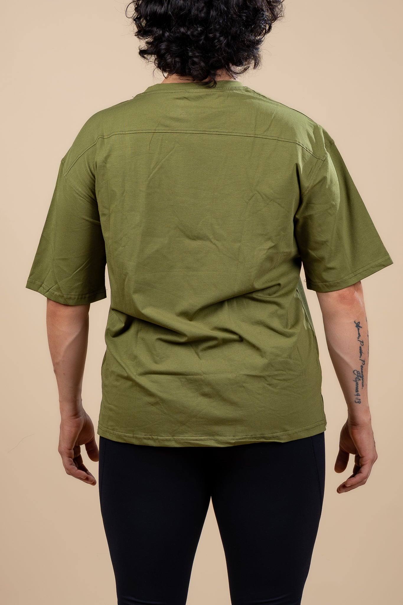 A&K WOMEN OVERSIZED TEE