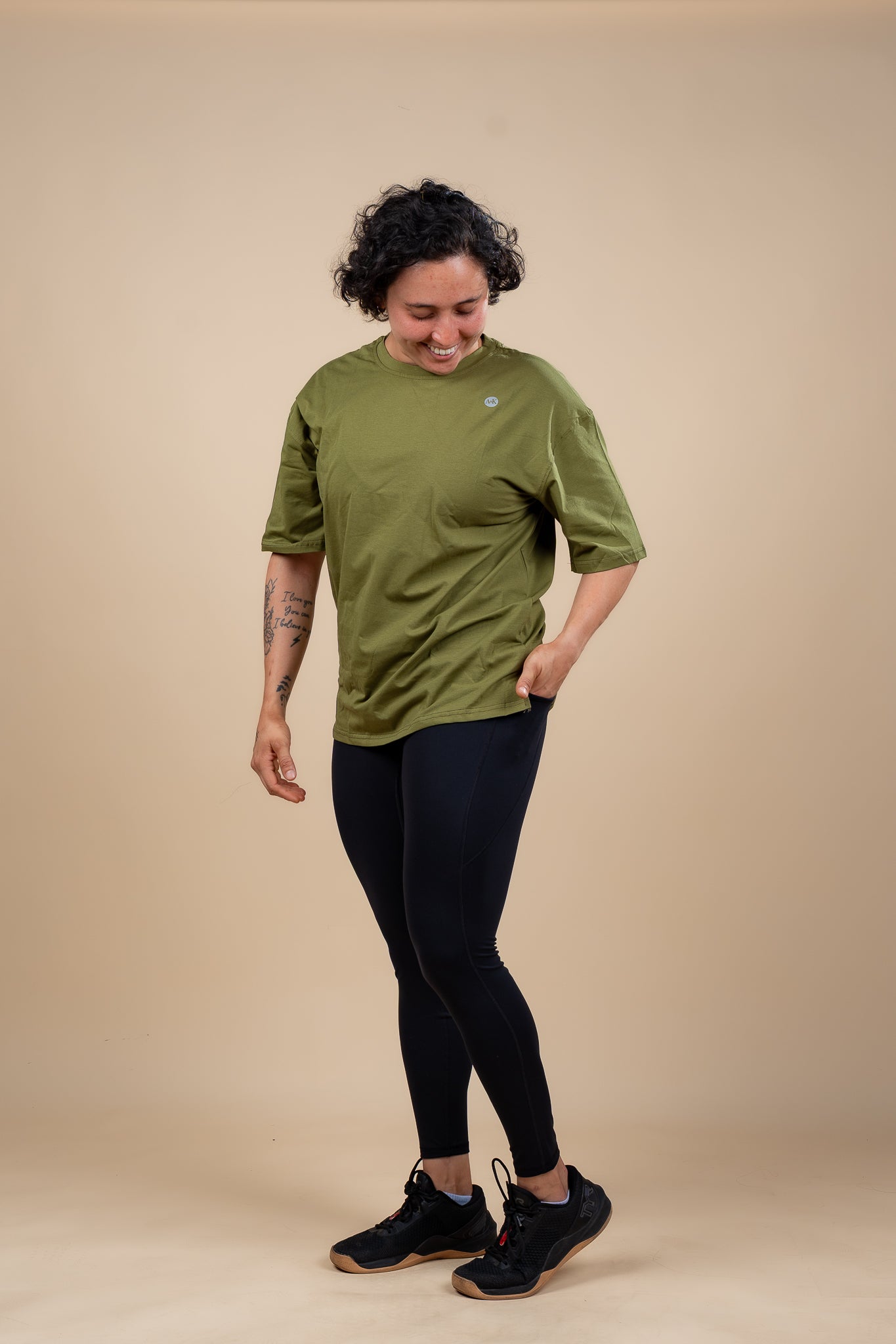 A&K WOMEN OVERSIZED TEE