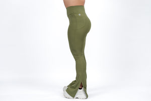 A&K SLIT FLARE LEGGINGS