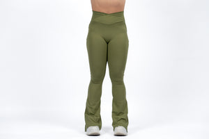 A&K SLIT FLARE LEGGINGS