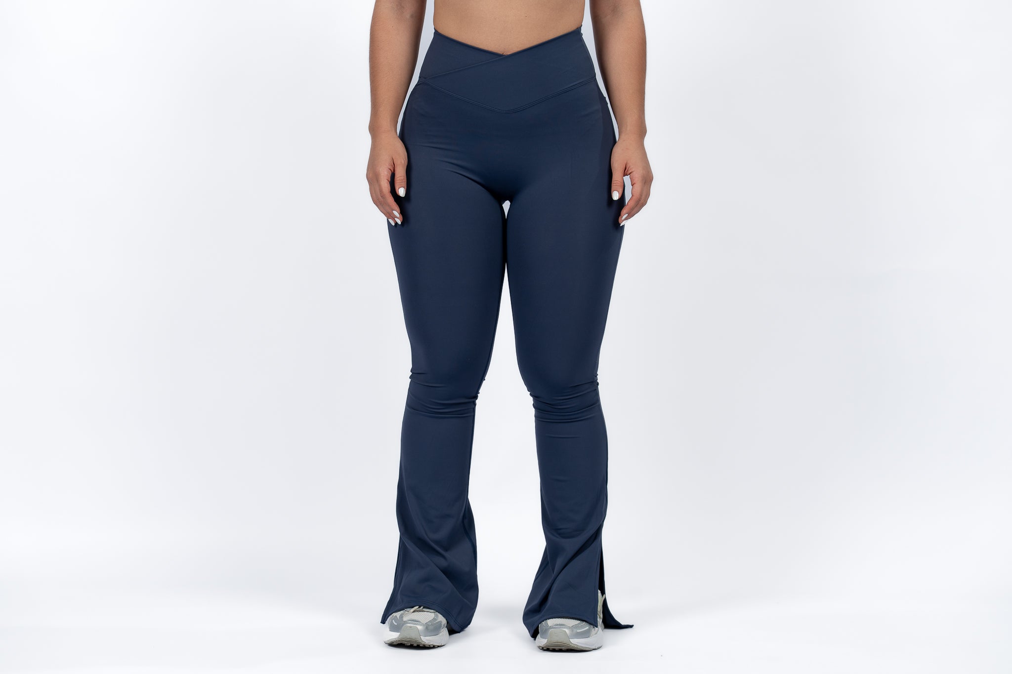 A&K SLIT FLARE LEGGINGS