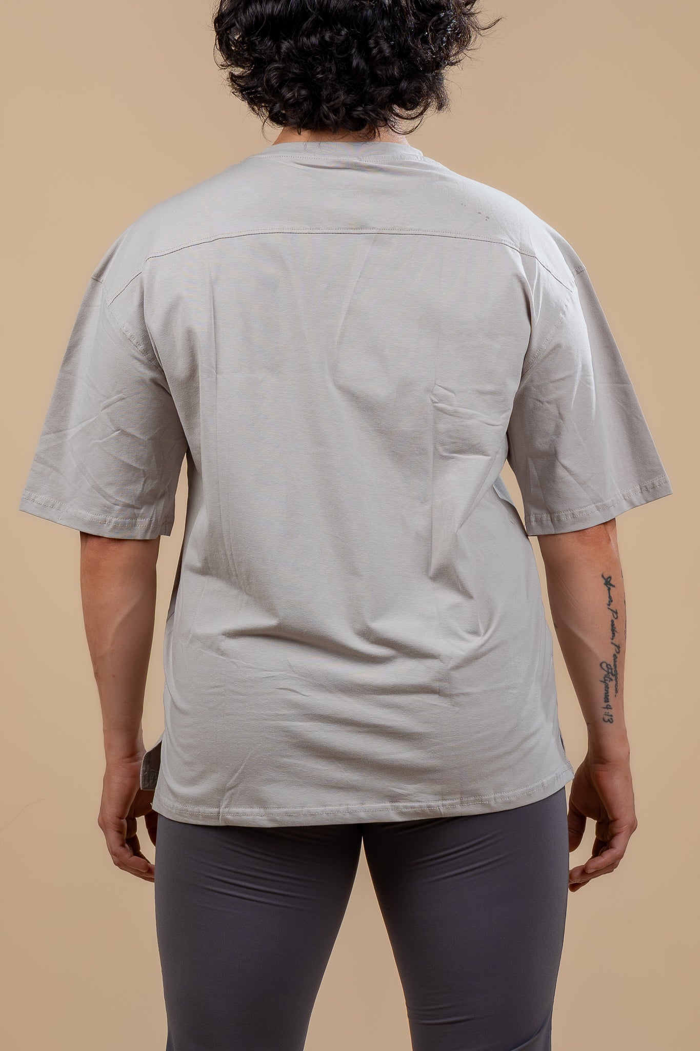 A&K WOMEN OVERSIZED TEE